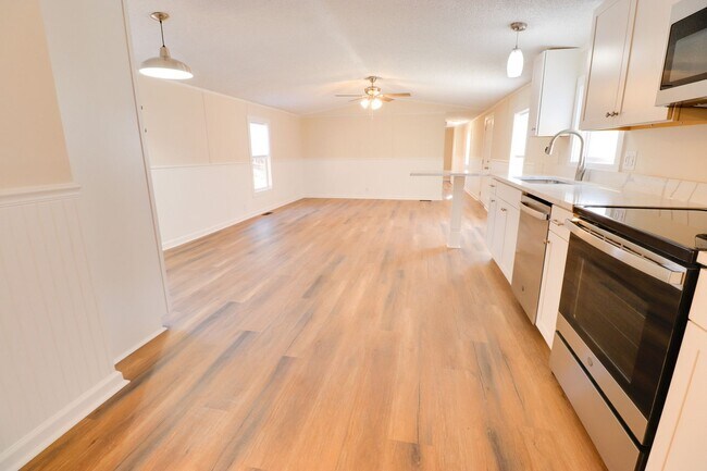 Photo - 1022 Bridgetown Ct