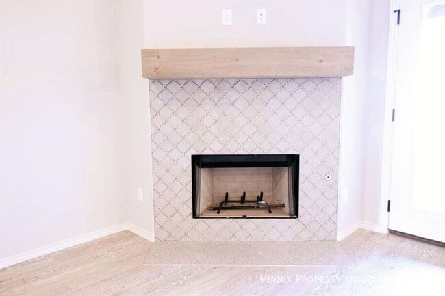 Photo - 5840 Lehigh St