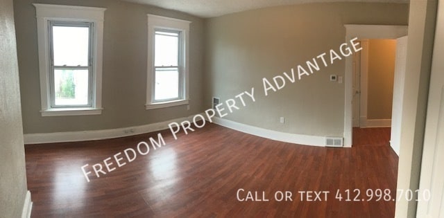 Photo - 111 Kenova St Unidad 2