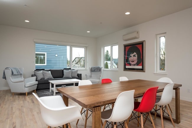 Photo - 1530 N Blandena St Townhome