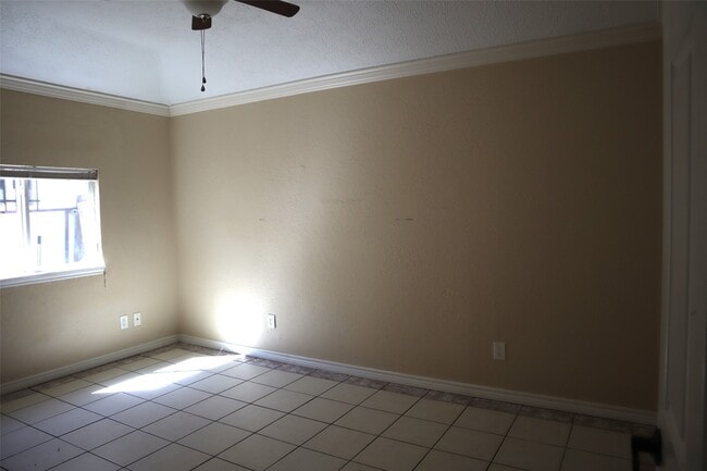 Photo - 6319 Langham Way