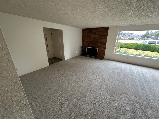 Photo - 107 N St SE Unidad A