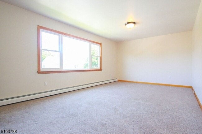 Photo - 17 Wallace St Unit 2