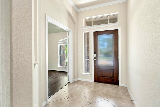 Photo - 1005 Fountain Grass Way
