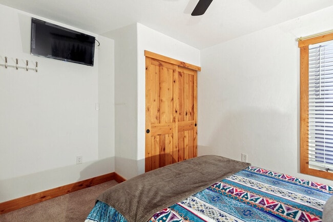 Photo - 421 S Main St Unit SI ID1352701P