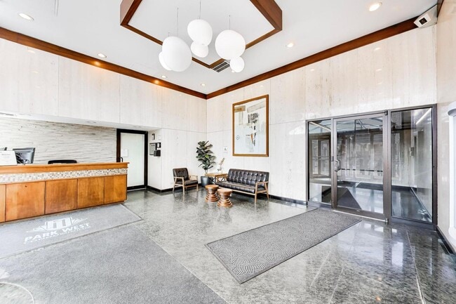 Photo - 444 W Fullerton Pkwy Unit 1010