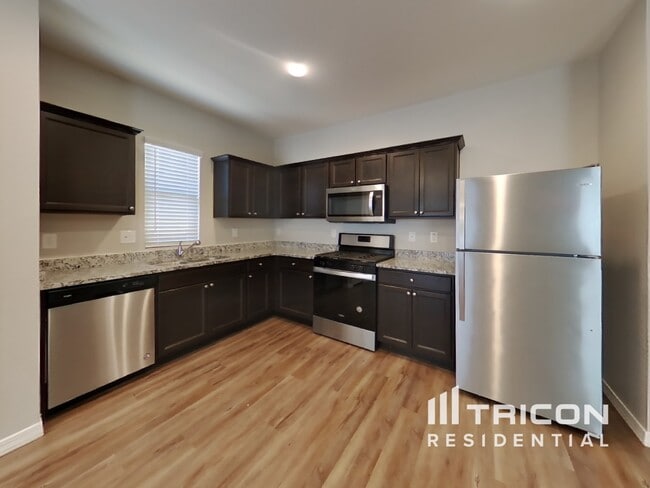 Photo - 33598 N Draba Ln