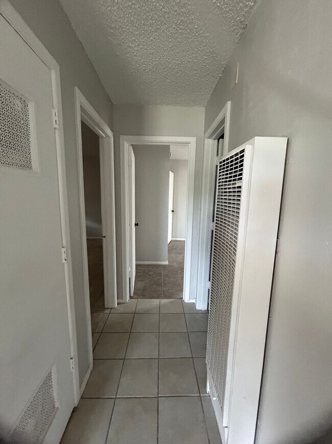 Photo - 6223 24th St