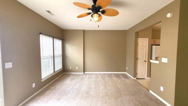 Photo - Two Bedroom Townhouse for Rent with Two We...