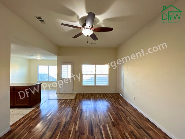 Photo - 10009 Iron Ridge Dr