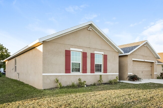 Photo - 2564 Surfside Blvd