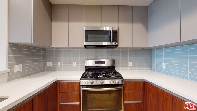 Photo - 938 Orange Grove Ave Unidad 203