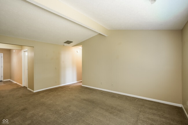 Photo - 7114 Elias Cir