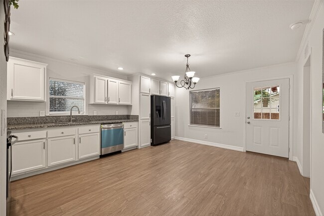 Photo - 21415 Sweet Grass Ln