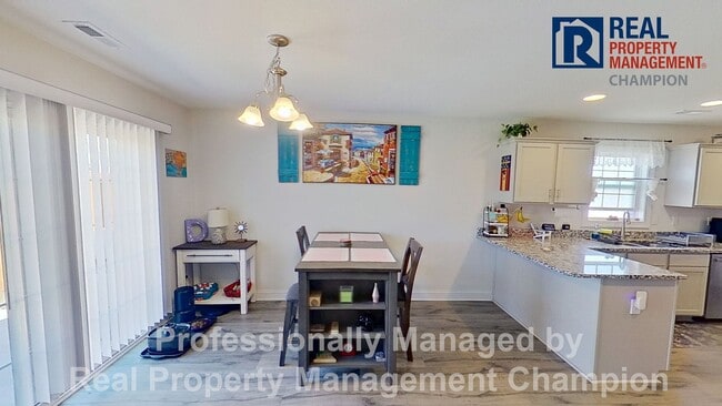 Photo - 4 BD/2 BA Single Story Home on Large Corner Lot w/Fenced Back Yard