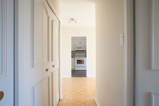 Photo - 4555 Av. Bonavista Unit 804
