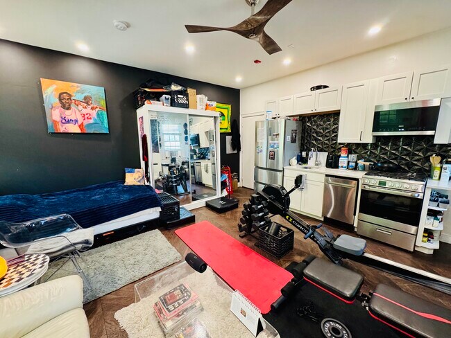 Photo - 134 Benefit St
