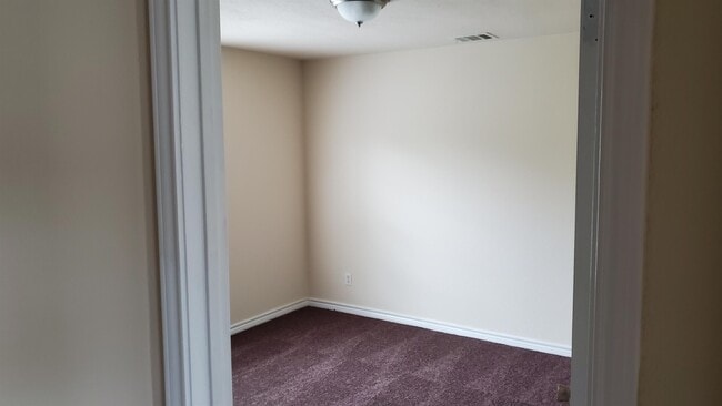Photo - 3700 Radford Rd