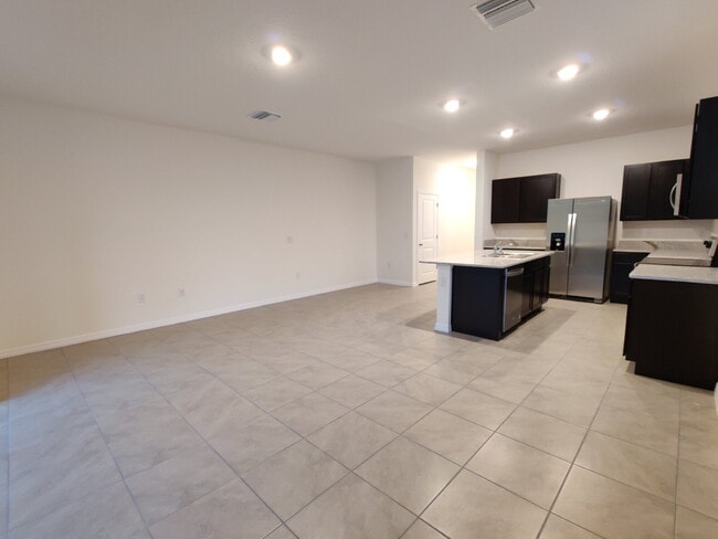 Photo - 423 Whispering Oaks Ct