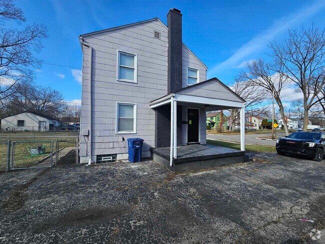 Building Photo - 1935 Myrtle Ave Rental