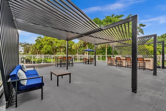 Photo - Nottingham Pine Luxury Apartment Homes - U...