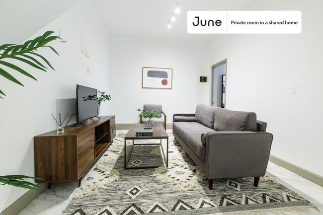 Photo - Room in Shared 4 bed/2 bath home Unidad A