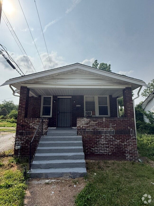 Building Photo - 5619 Park Ln Rental