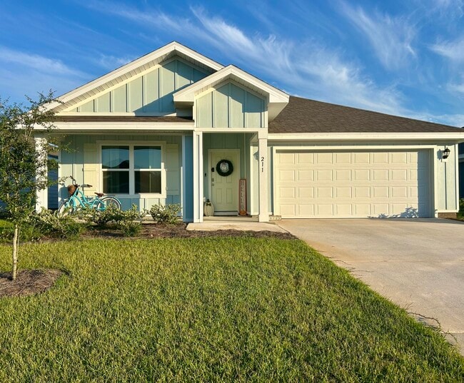 Building Photo - 211 Gray Owl Dr Rental