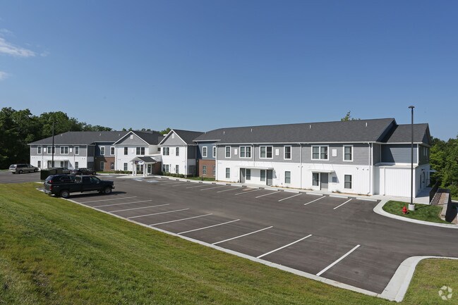 North Creek Apartments - North Creek Apartments
