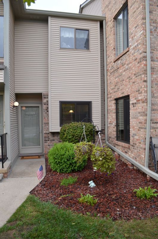 Photo - 42765 Lilley Pointe Drive