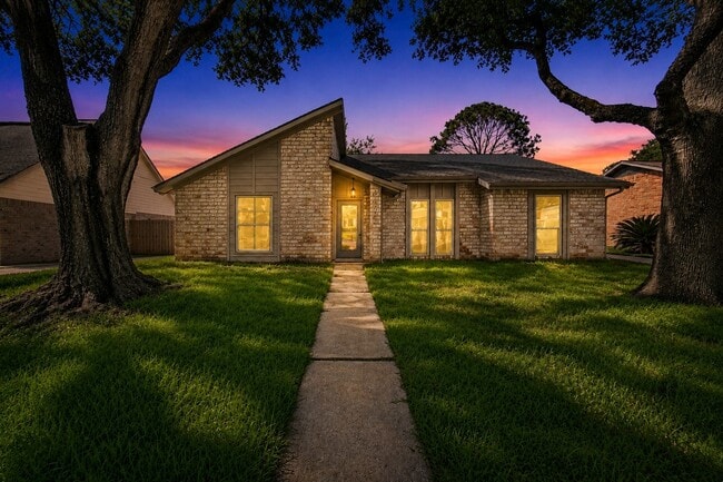 Photo - 21323 Park Bluff Dr