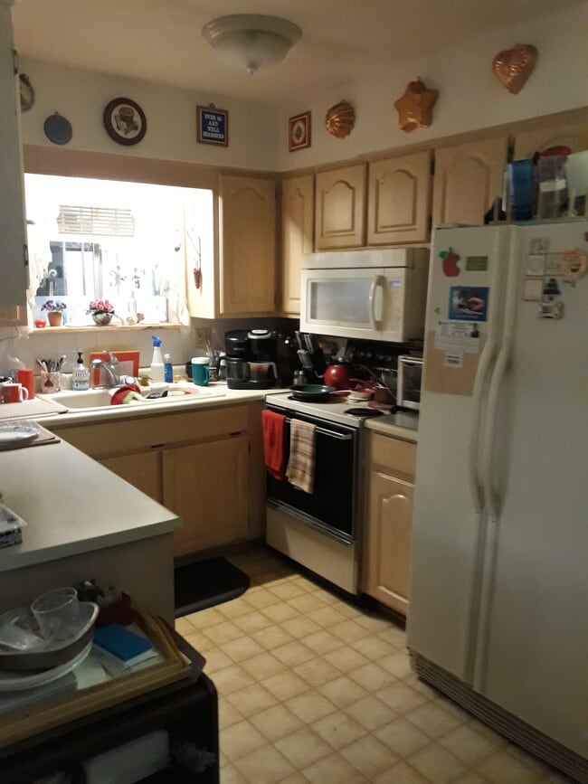 Photo - 8902 N 13th St