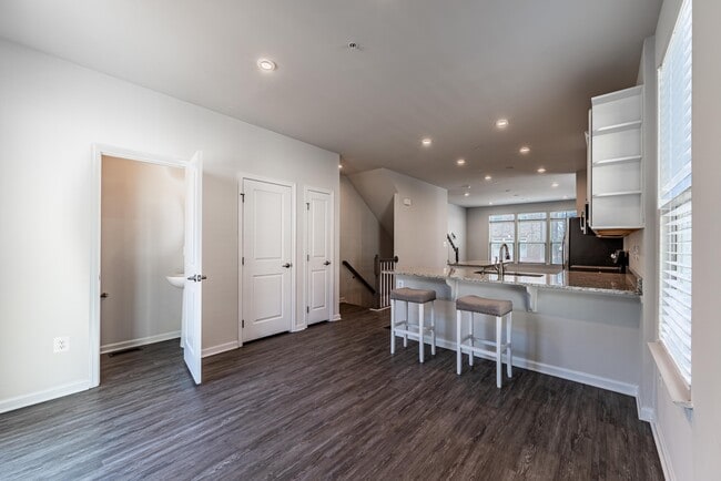 Photo - 201 S Macon St