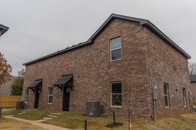 Photo - 1366 N Porter Rd Apartment Unit 1