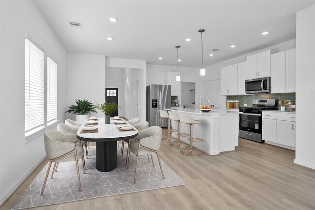 Photo - 304 Willow Sage Ct