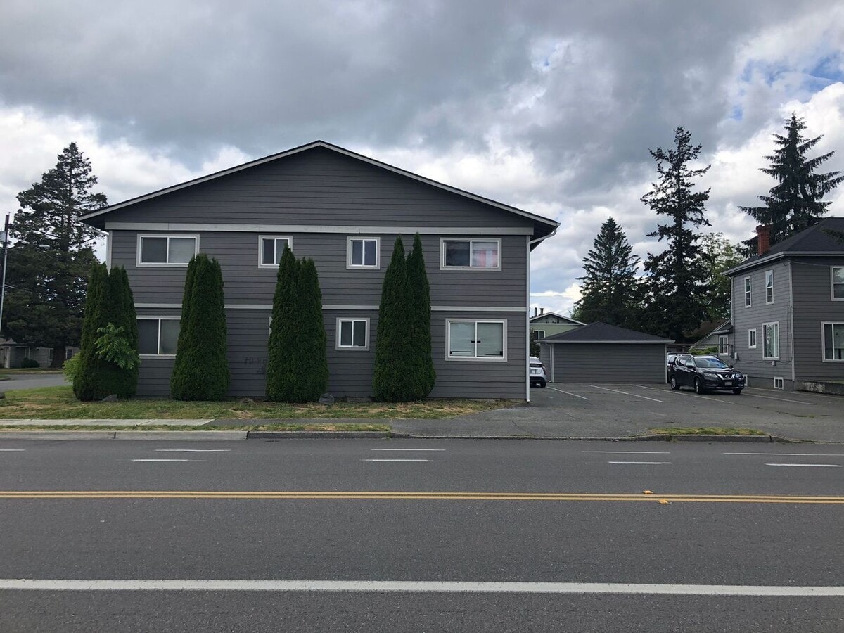 1602 B St SE Auburn, WA 98002 - 1602 B St SE Auburn, WA 98002 Apartments
