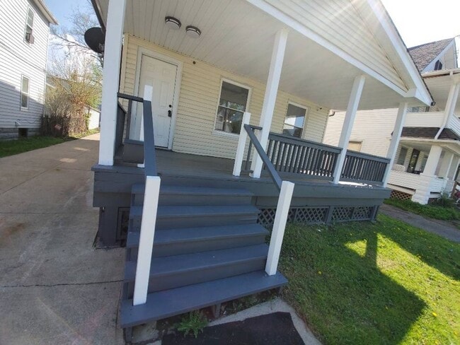Photo - 4309 Gifford Ave Unit 1
