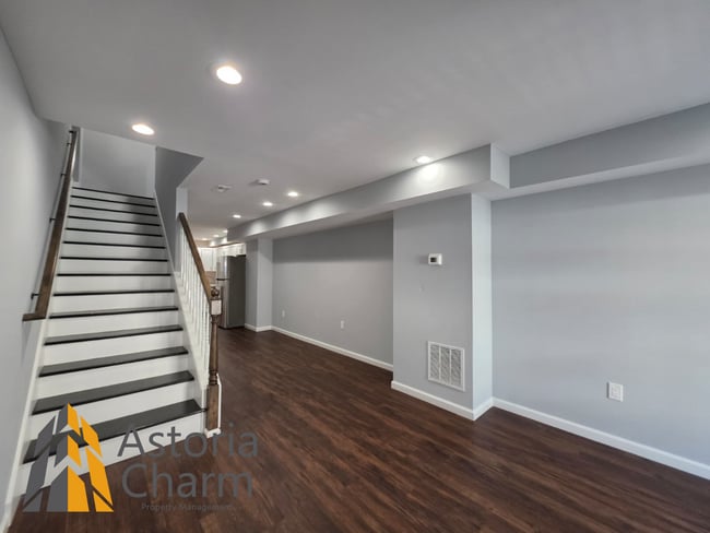 Photo - Renovated 2 Bedroom + Den, 3 Bath Home with Ensuites, Finished Basement and Stainless Appliances