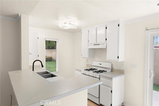 Photo - 16881 Hoskins Lane Unit 6