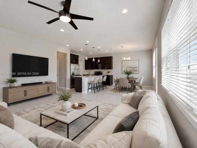 Photo - 1101 Banyan Dr
