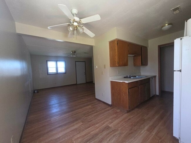 Photo - 1379 Parkside Dr Unit 1