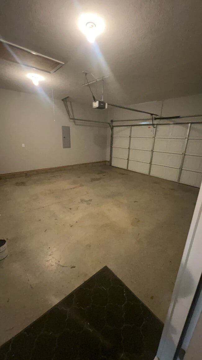 823 Saucer Ct
