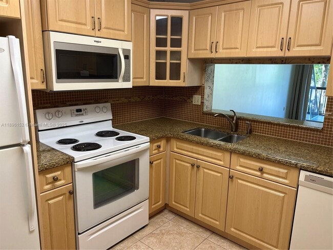 Photo - 10855 SW 112th Ave Unit 215