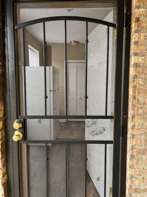 Photo - 701 W Garfield Blvd