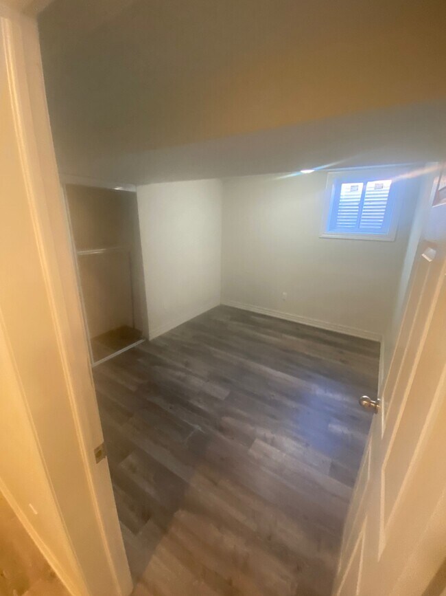 Photo - 225 John Tabor Trail