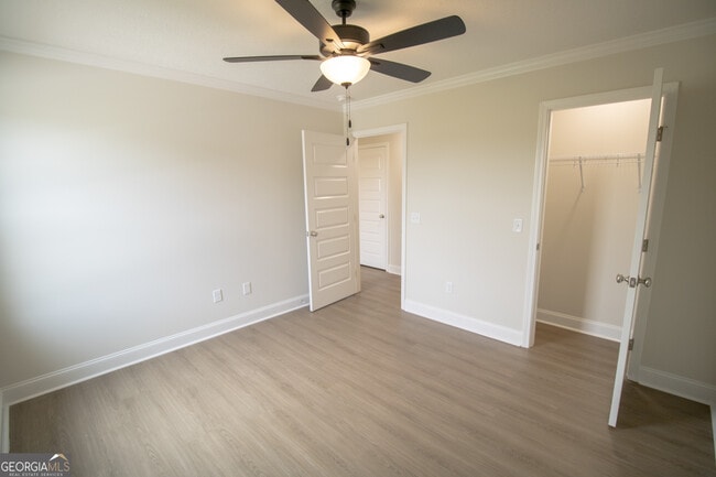 Photo - 114 Enclave Ct