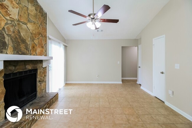 Photo - 2031 Jayson Way