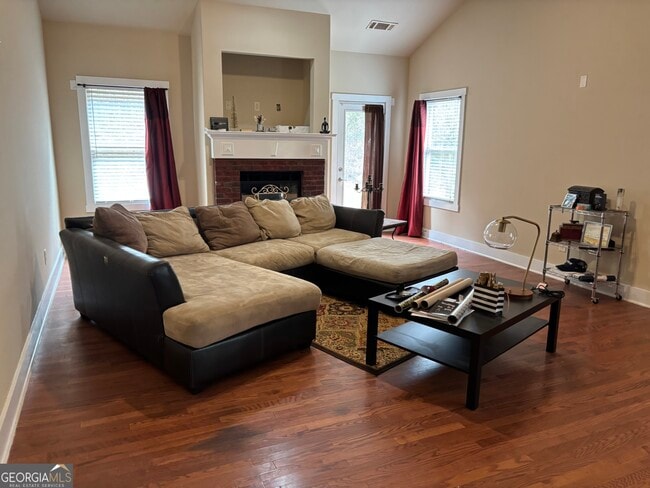 Photo - 137 Putters Dr