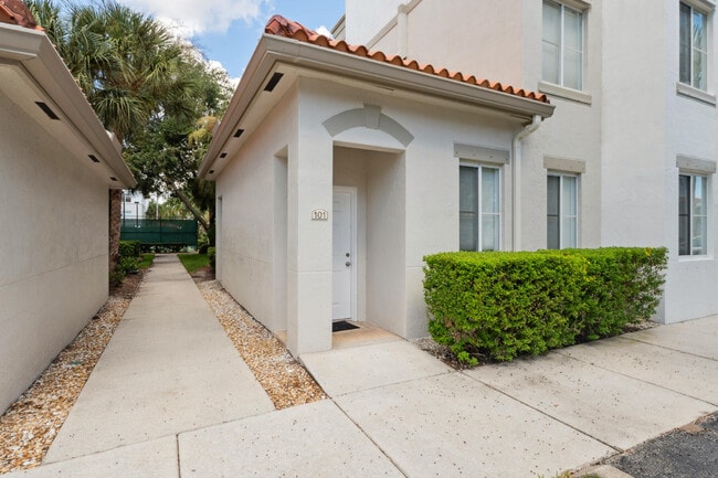 Building Photo - 11022 Legacy Dr Rental