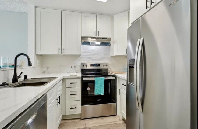 420 Beachbrook Village Apts LLC